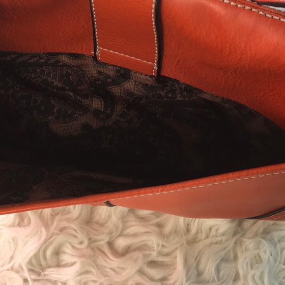 Shoulder purse in burnt orange - Picture 5 of 5